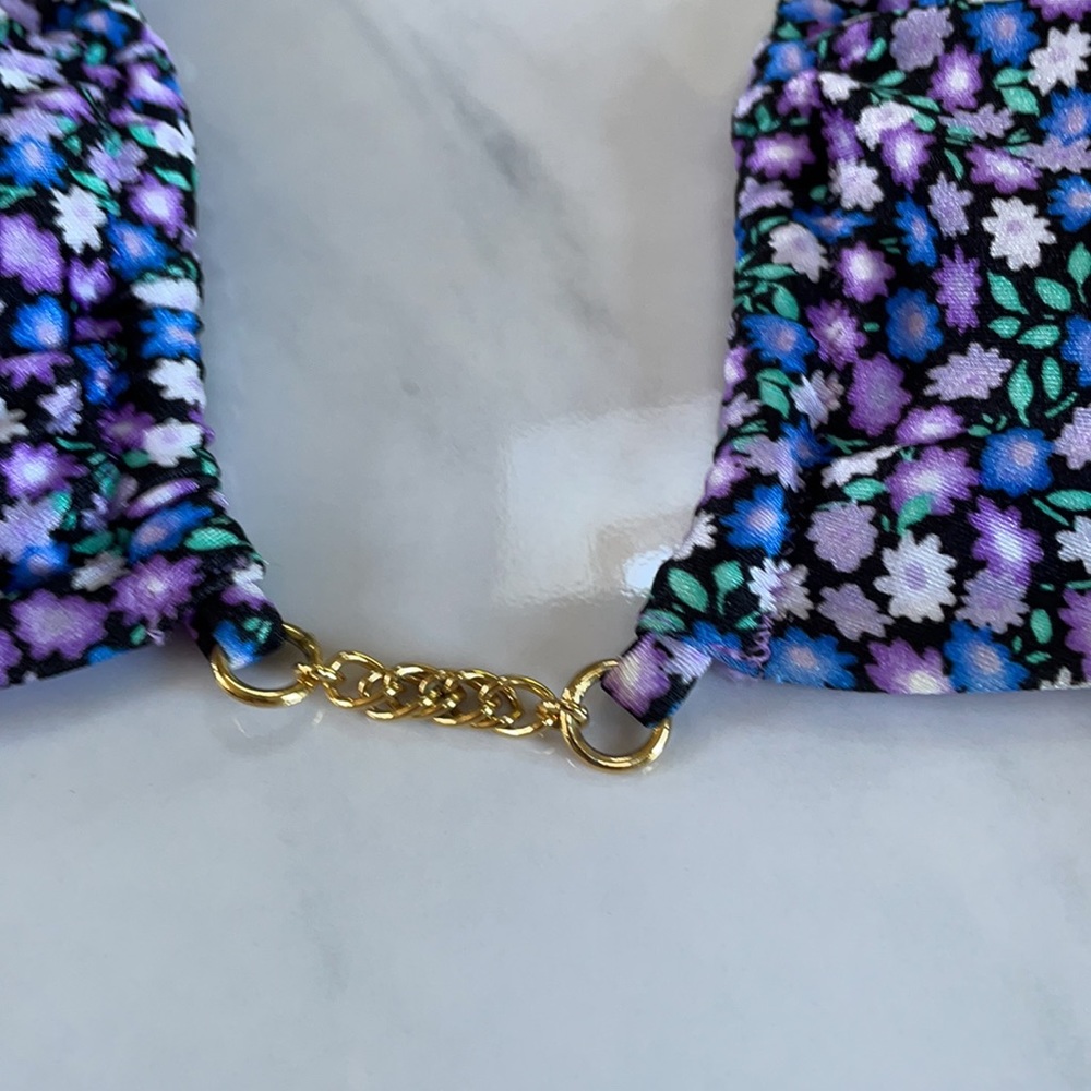 String Bikini - image 5